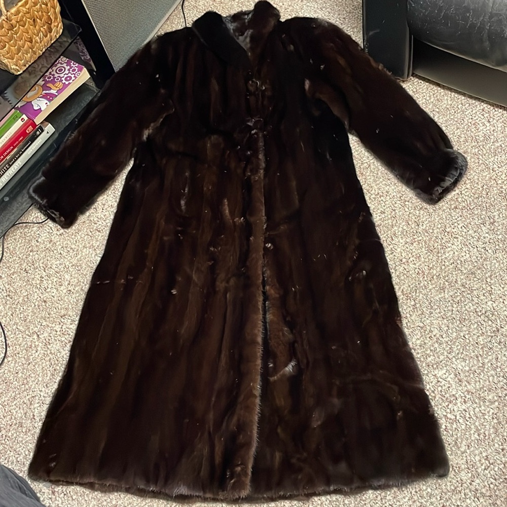 Vintage mink ankle length coat in excellent like new condition